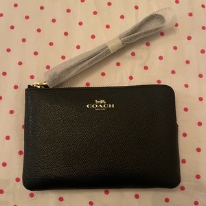 NWT COACH Wristlet
